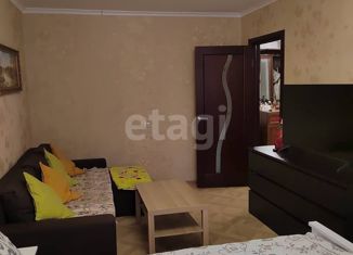 Продается двухкомнатная квартира, 52.9 м2, Волхов, улица Льва Толстого, 4