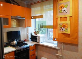 Продаю 2-комнатную квартиру, 45.5 м2, Бахчисарай, улица Гагарина, 1