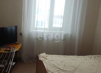 3-ком. квартира в аренду, 63 м2, Муравленко, улица 70 лет Октября, 28