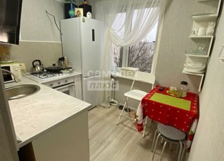 Продам 1-ком. квартиру, 34 м2, Ейск, улица Розы Люксембург, 172