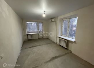Продается 1-комнатная квартира, 30.5 м2, Таганрог, улица Дзержинского, 191