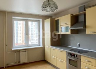 Продам трехкомнатную квартиру, 74.3 м2, Екатеринбург, Таганская улица, 79, метро Машиностроителей