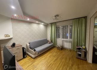 Продажа 2-ком. квартиры, 56 м2, Смоленск, улица Попова, 60