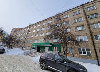 Продается 1-комнатная квартира, 14 м2, Уфа, улица Степана Халтурина, 43, Советский район
