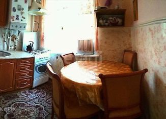 2-комнатная квартира на продажу, 43 м2, рабочий посёлок Комсомольский, 1-й микрорайон, 27