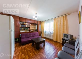Продажа 2-комнатной квартиры, 43 м2, Екатеринбург, улица Металлургов, 32