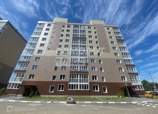 Продаю 2-комнатную квартиру, 64.4 м2, Омск, Волгоградская улица, 48