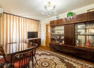Продается 3-ком. квартира, 55.3 м2, Краснодарский край, Ставропольская улица, 171