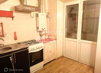 Продается трехкомнатная квартира, 59.5 м2, Астрахань, улица Космонавта Комарова, 132