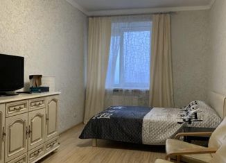 Сдается 1-ком. квартира, 35 м2, Ленинградская область, улица Шувалова, 40