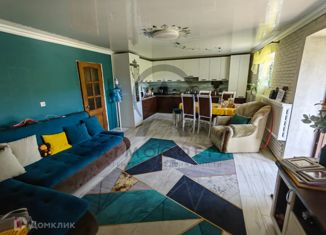 Продам дом, 193.9 м2, поселок городского типа Джубга, Ореховая улица