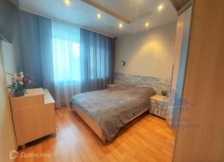 Продам четырехкомнатную квартиру, 59.2 м2, Бор, квартал Дружба, 17