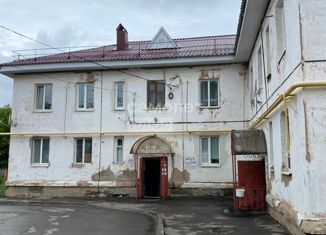 Продаю комнату, 53.8 м2, Татарстан, улица Клары Цеткин, 53