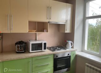 Продам двухкомнатную квартиру, 55 м2, Нижний Новгород, улица Ефремова, 4, улица Ефремова