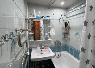 Продажа 2-комнатной квартиры, 52.2 м2, Петергоф, Ропшинское шоссе, 10