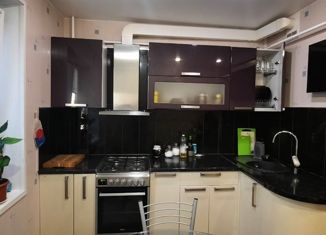 2-комнатная квартира на продажу, 56.6 м2, деревня Малое Верево, улица Кириллова, 3