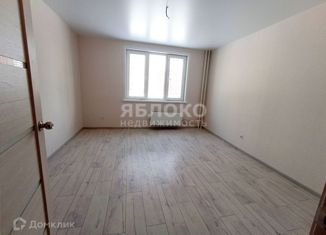 Продается трехкомнатная квартира, 61 м2, Березники, улица Геннадия Братчикова, 12, ЖК Любимов