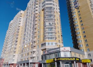 Продается 3-комнатная квартира, 81 м2, Екатеринбург, улица Николая Островского, 1, метро Чкаловская