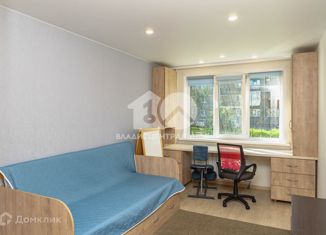 Продам 2-ком. квартиру, 44 м2, Новосибирск, улица Лазарева, 7, метро Берёзовая роща