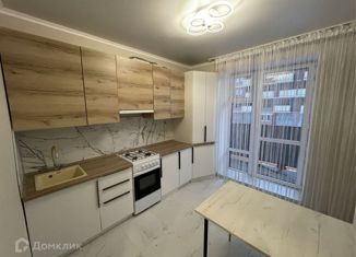 Продается 1-комнатная квартира, 32 м2, Михайловск, улица Ишкова, 101