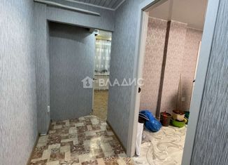 Сдам 2-комнатную квартиру, 40 м2, Камешково, улица Долбилкина, 1