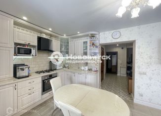 Продам таунхаус, 105 м2, Киров, Севастопольская улица, 1