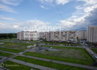 Продается 3-комнатная квартира, 81 м2, Кемеровская область, проспект Шахтёров, 82Б