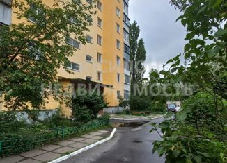 Продам 2-комнатную квартиру, 46.8 м2, Курская область, улица Серёгина, 32