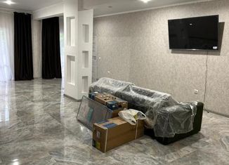 Продается трехкомнатная квартира, 127 м2, село Витязево, Степная улица, 45