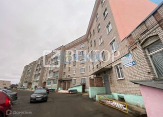 Продаю 4-ком. квартиру, 80 м2, Буй, улица Красный Химик, 15