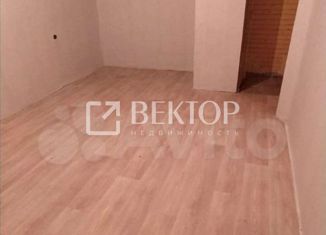 Однокомнатная квартира на продажу, 29 м2, Волгореченск, улица имени 50-летия Ленинского Комсомола, 45