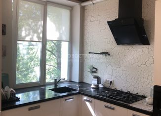Аренда двухкомнатной квартиры, 70.3 м2, Ковров, Либерецкая улица, 4