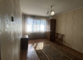 Продается 1-комнатная квартира, 30.4 м2, Новокузнецк, улица Тореза, 121