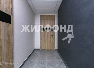 Продам трехкомнатную квартиру, 60.3 м2, Новосибирск, микрорайон Горский, 14