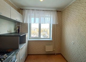 Продам трехкомнатную квартиру, 63.1 м2, село Лесниково, микрорайон КГСХА, 7