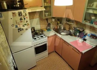 Продается трехкомнатная квартира, 58.9 м2, Екатеринбург, Солнечная улица, 41, метро Уральская