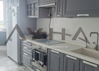 Продам 3-ком. квартиру, 96.7 м2, Набережные Челны, бульвар имени Хусаина Ямашева, 22