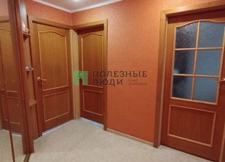 Продается 3-комнатная квартира, 63.2 м2, Курганская область, улица Урицкого, 130