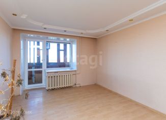 Продам 2-ком. квартиру, 52 м2, Тюмень, улица Шишкова, 84