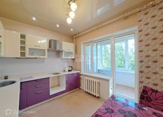 Продается 2-ком. квартира, 52 м2, Когалым, Набережная улица, 2