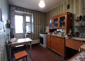 Аренда двухкомнатной квартиры, 49 м2, Дзержинск, Молодёжная улица, 6