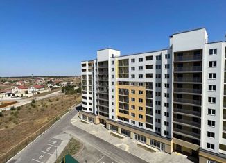 Продаю двухкомнатную квартиру, 55.84 м2, посёлок городского типа Аграрное, Парковая улица, 1