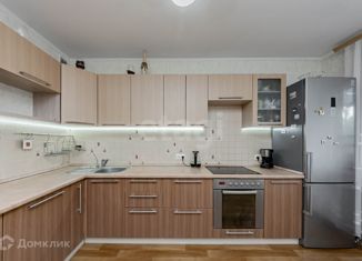 Продажа 3-ком. квартиры, 90.4 м2, Тюменская область, улица Моторостроителей, 2к2