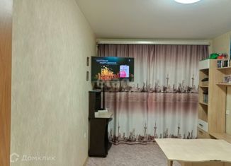 Продается 1-комнатная квартира, 40 м2, Челябинская область, улица 1 Мая, 159Б