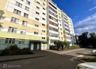 Продам двухкомнатную квартиру, 50 м2, Зеленодольск, улица Фрунзе, 5