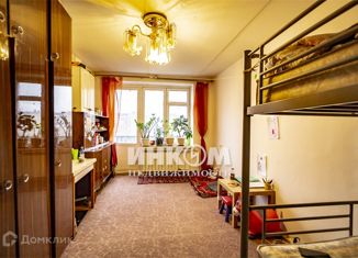 Продается трехкомнатная квартира, 55 м2, Москва, Кантемировская улица, 33к2, Кантемировская улица