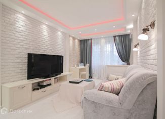 Продаю 2-ком. квартиру, 48 м2, Екатеринбург, улица Бебеля, 152, улица Бебеля