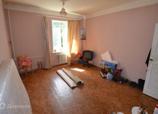 Продается 2-ком. квартира, 55.7 м2, Кольчугино, улица Мира, 14