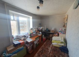 Продается трехкомнатная квартира, 52.9 м2, Кировская область, улица Чапаева, 49А