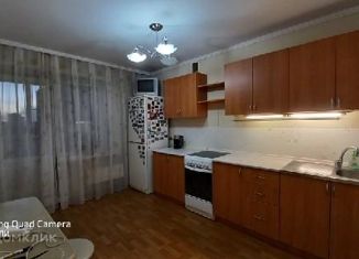 Сдача в аренду трехкомнатной квартиры, 82 м2, Самарская область, Тополиная улица, 9